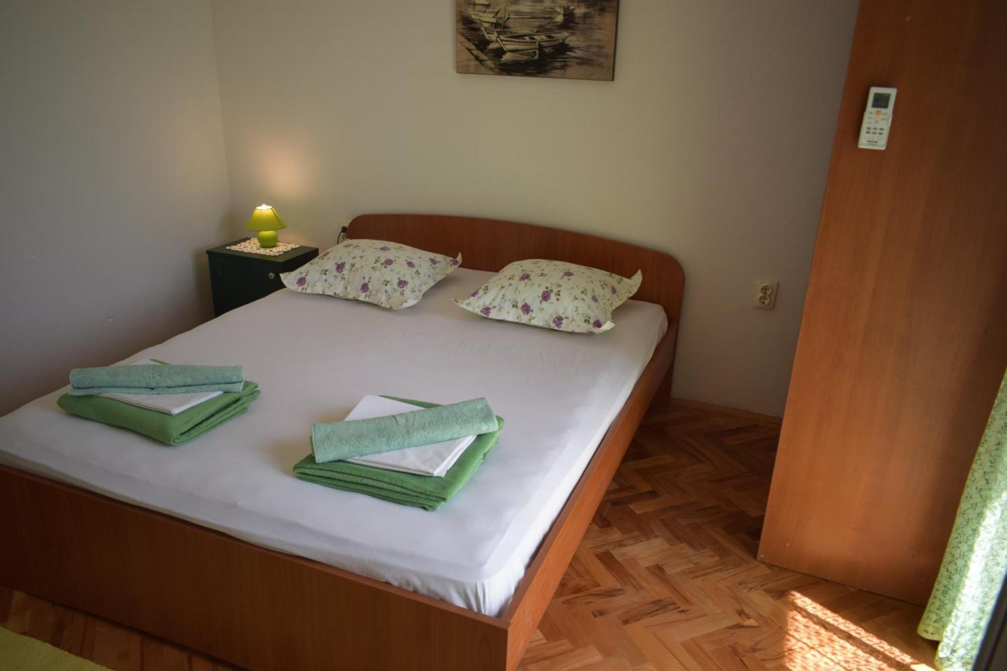Apartment Antonella Макарска Экстерьер фото