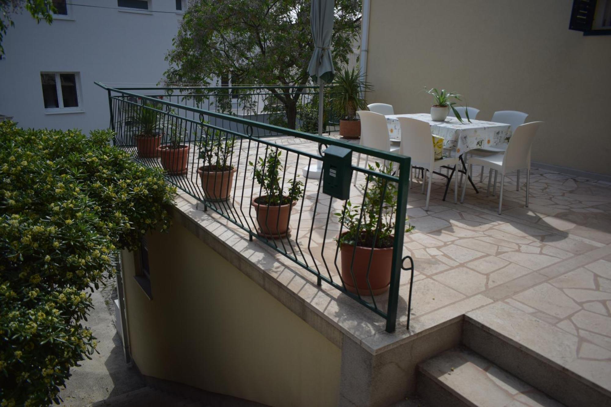 Apartment Antonella Макарска Экстерьер фото