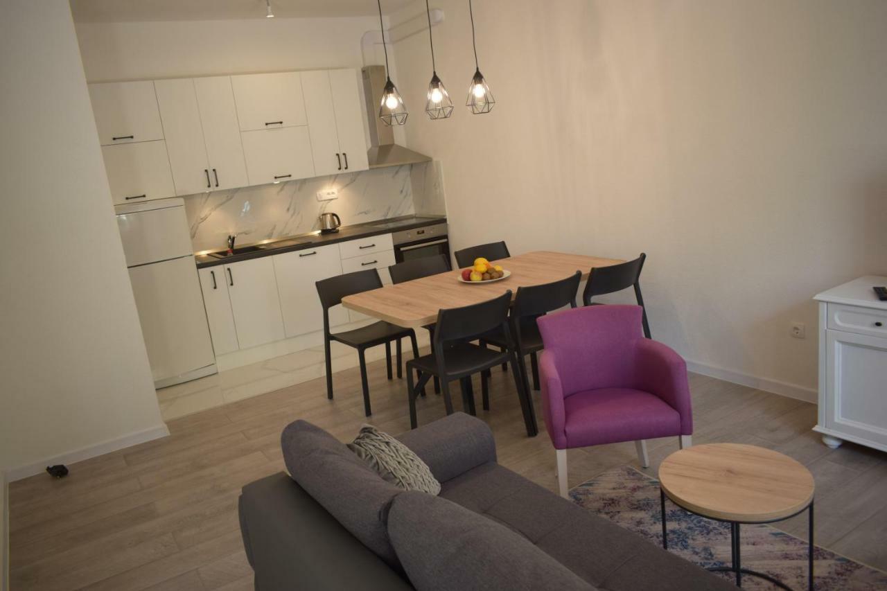 Apartment Antonella Макарска Экстерьер фото